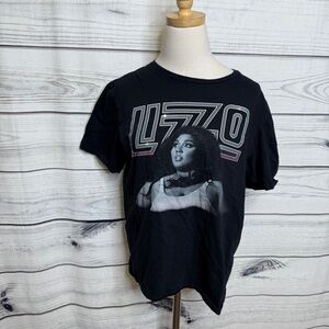 Lizzo 2023 The Special tour black t shirt
